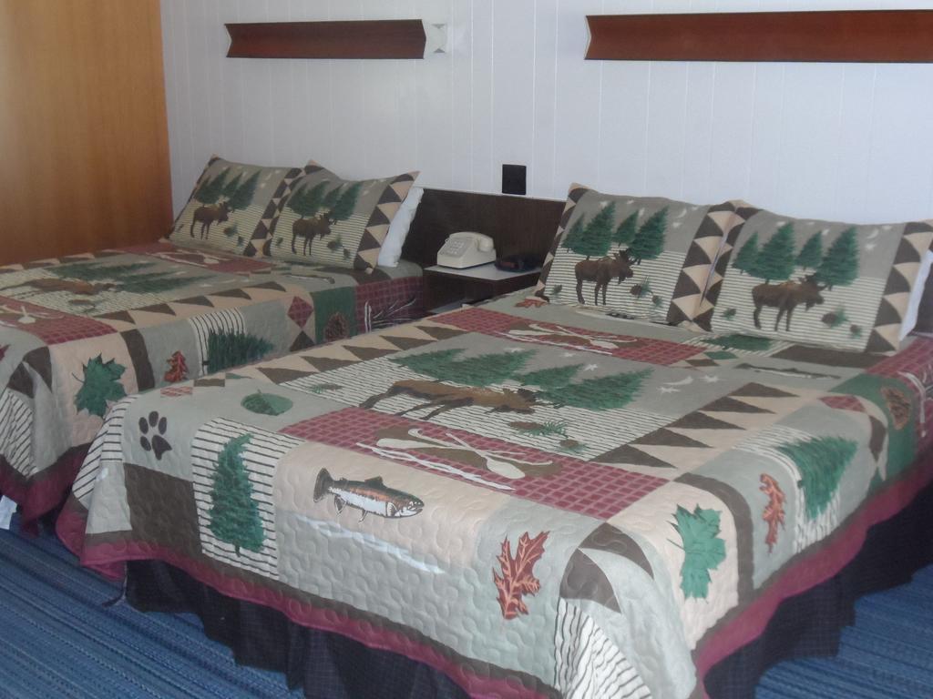 White Oak Motel & Cottages Holderness Habitación foto