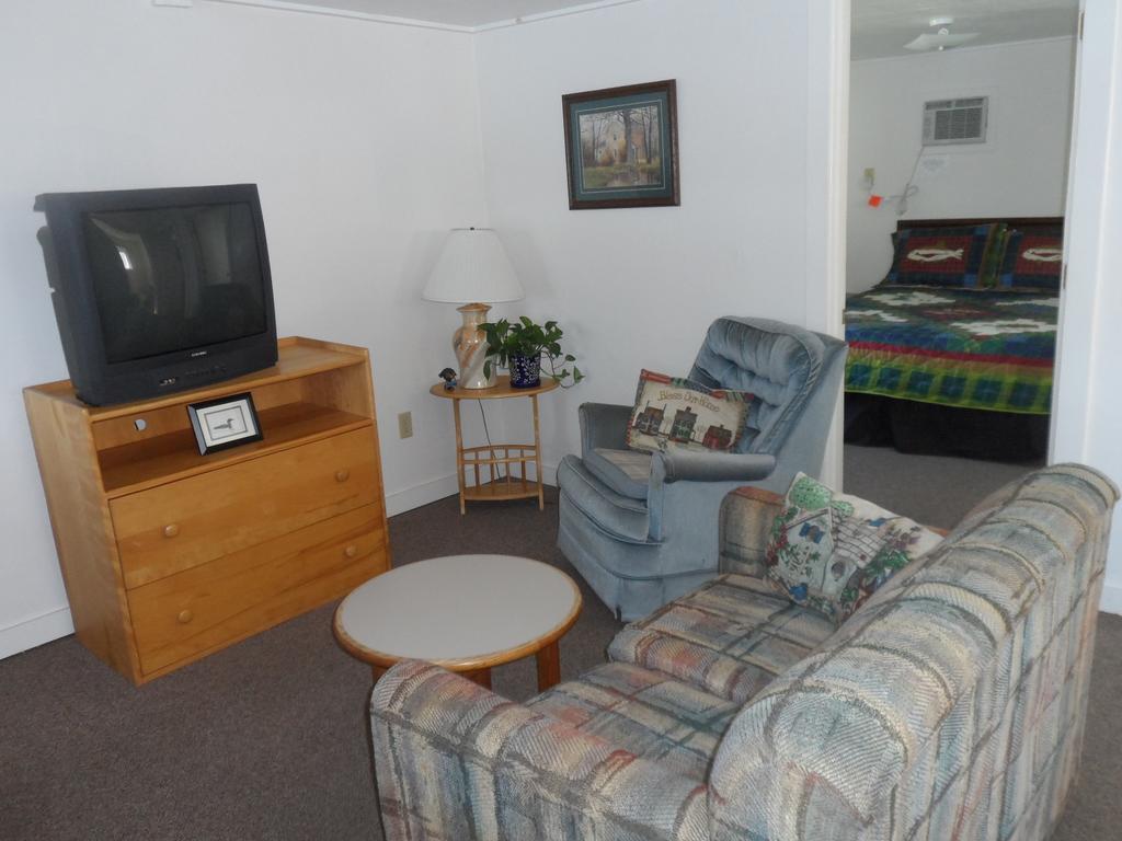 White Oak Motel & Cottages Holderness Habitación foto