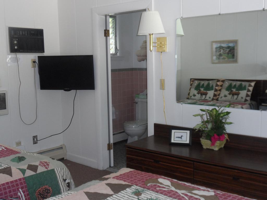 White Oak Motel & Cottages Holderness Habitación foto